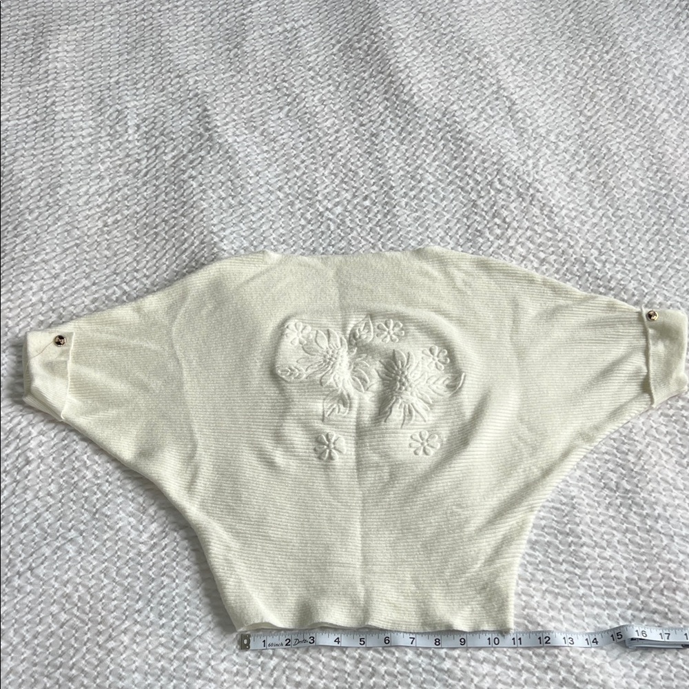 Cream Knit Top with Floral Embroidery